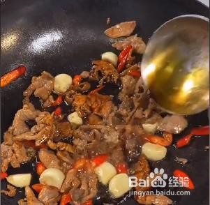 辣椒炒肉的做法