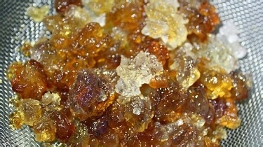 皂角米桃胶银耳羹的做法