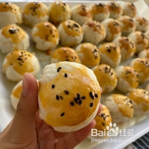 蛋黄酥的做法