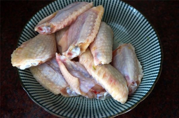 喼汁酸甜酱鸡翅