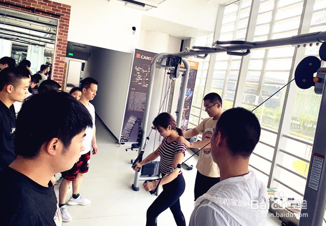 北京学健身教练哪个学校好?如何选择健身学校