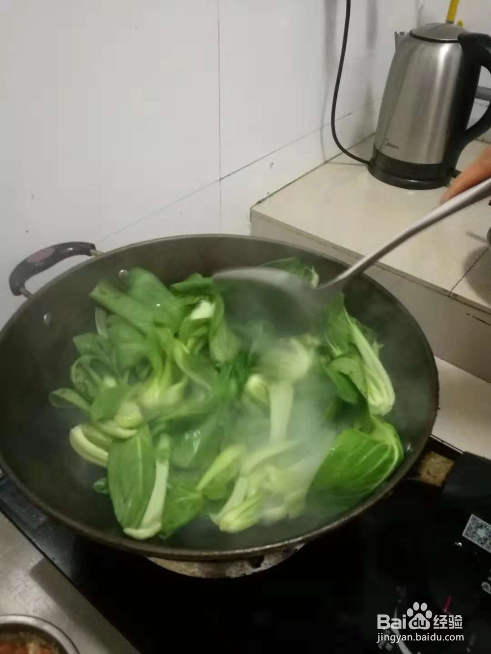 如何快捷炒一个家常青菜