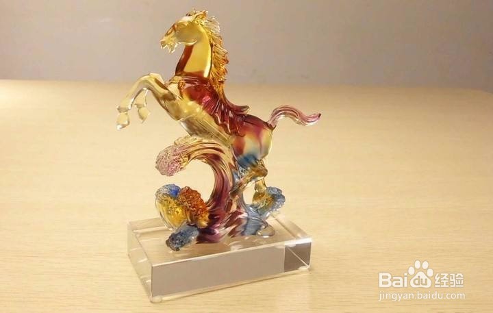 办公桌上摆放什么有利于提升事业运？