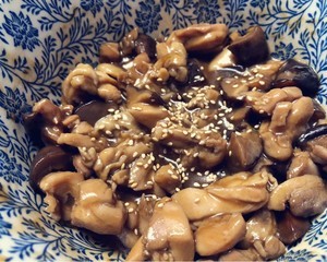 香菇滑鸡的做法