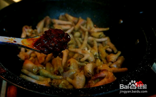 鸡爪蟹煲的做法和材料