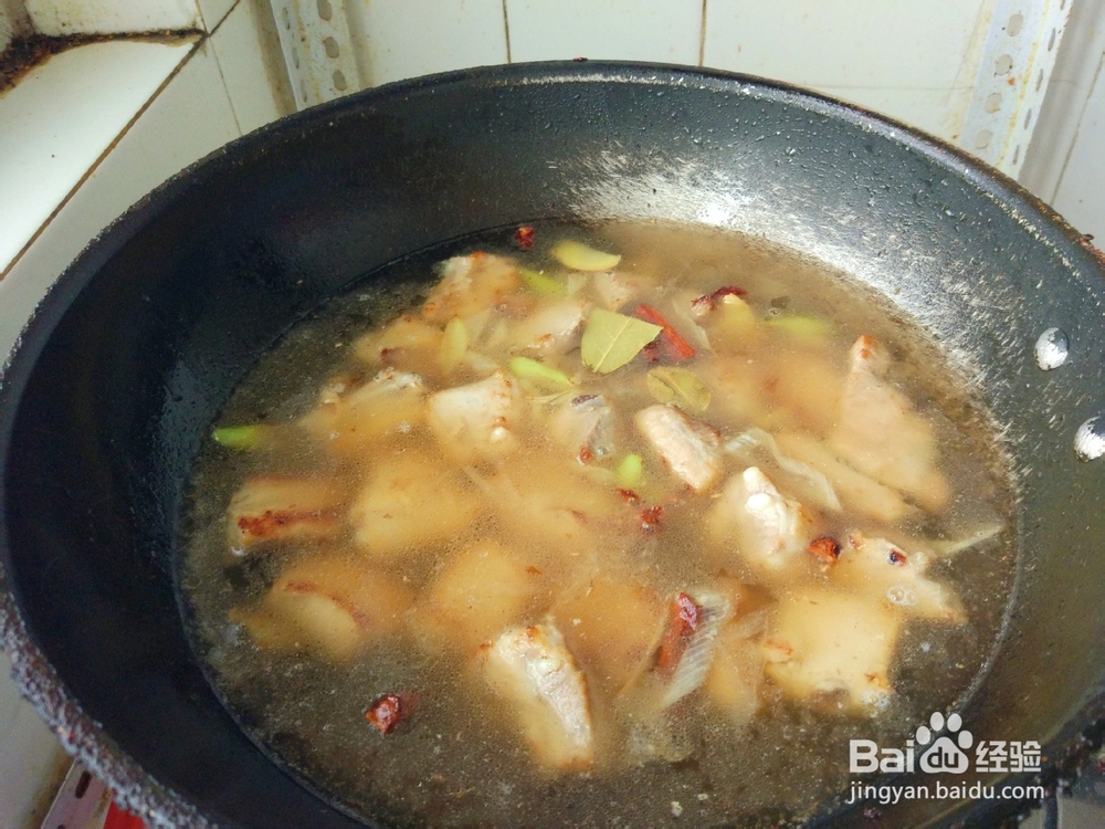 买了35块钱的排骨，那就在家做个红烧排骨吧