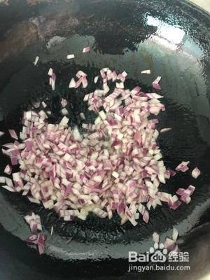 三文鱼炒饭的做法
