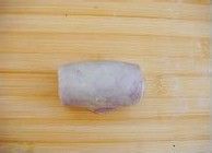 层层酥脆的—红曲豆沙酥