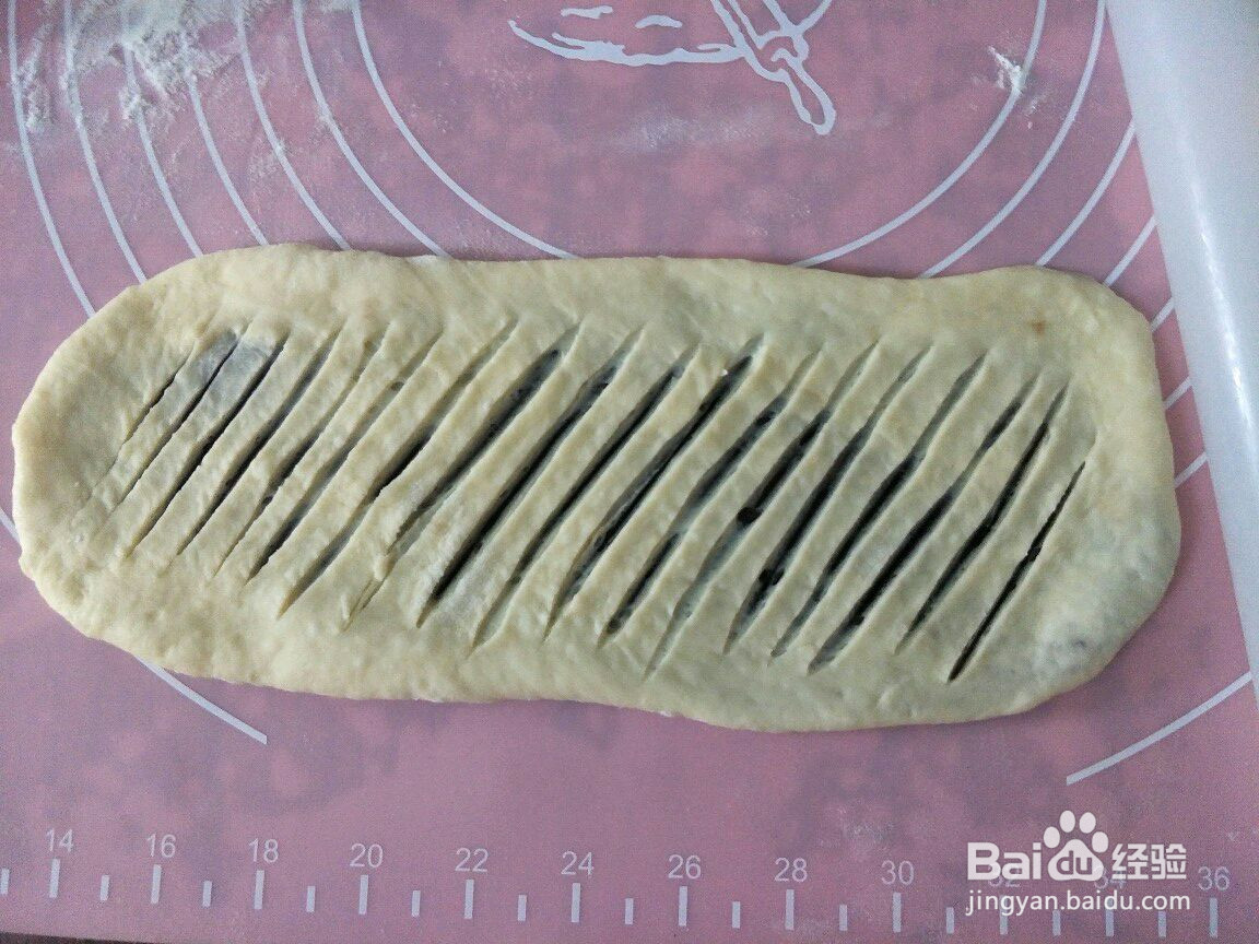 松软豆沙面包圈的做法