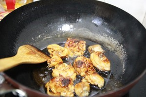 新疆大盘鸡的做法