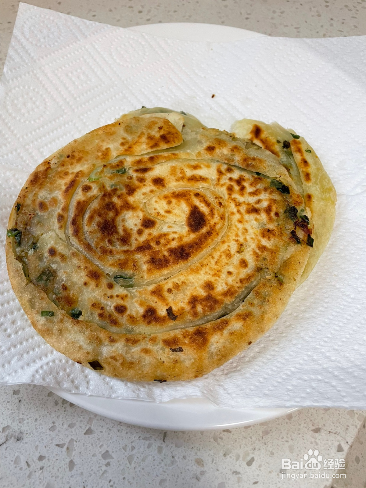 一次成功的葱油饼的做法