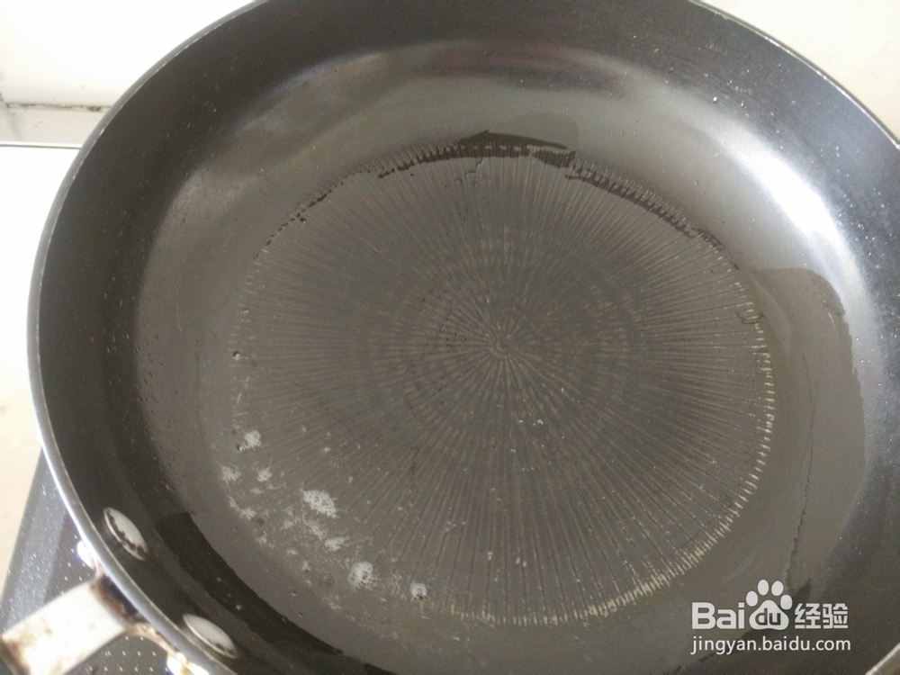 煎马铃薯片的做法