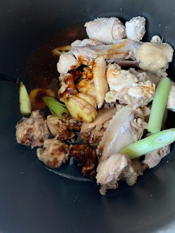 胡萝卜土豆炖鸡块