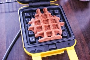 超简单好吃的巧克力华夫饼