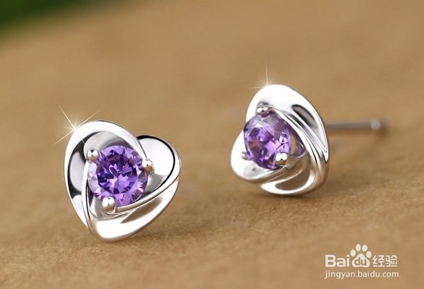 如何快速去除指甲油