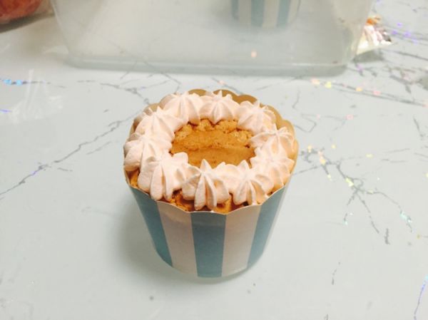 怪物娃娃纸杯蛋糕