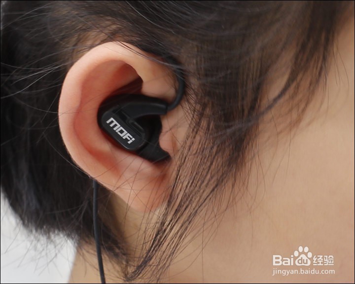 <b>莫凡运动入耳式耳机功能使用</b>