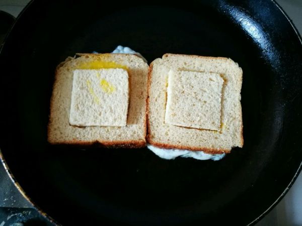 芝士火腿三明治