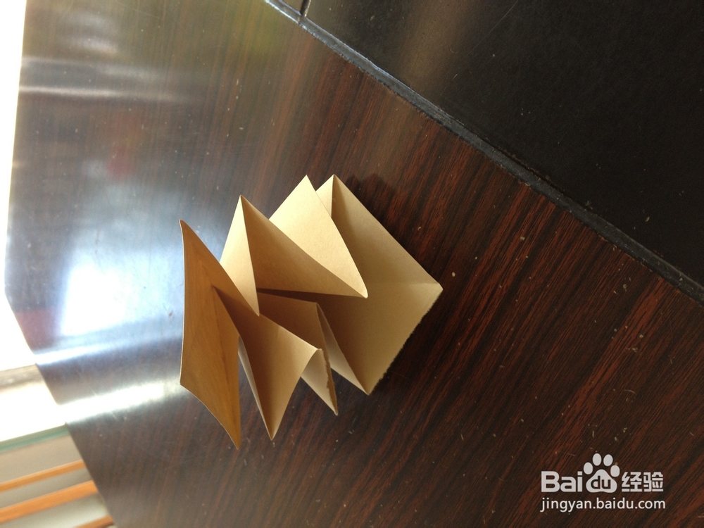 怎样折纸百合花