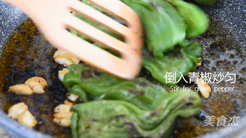 “虎皮青椒”美味又下饭