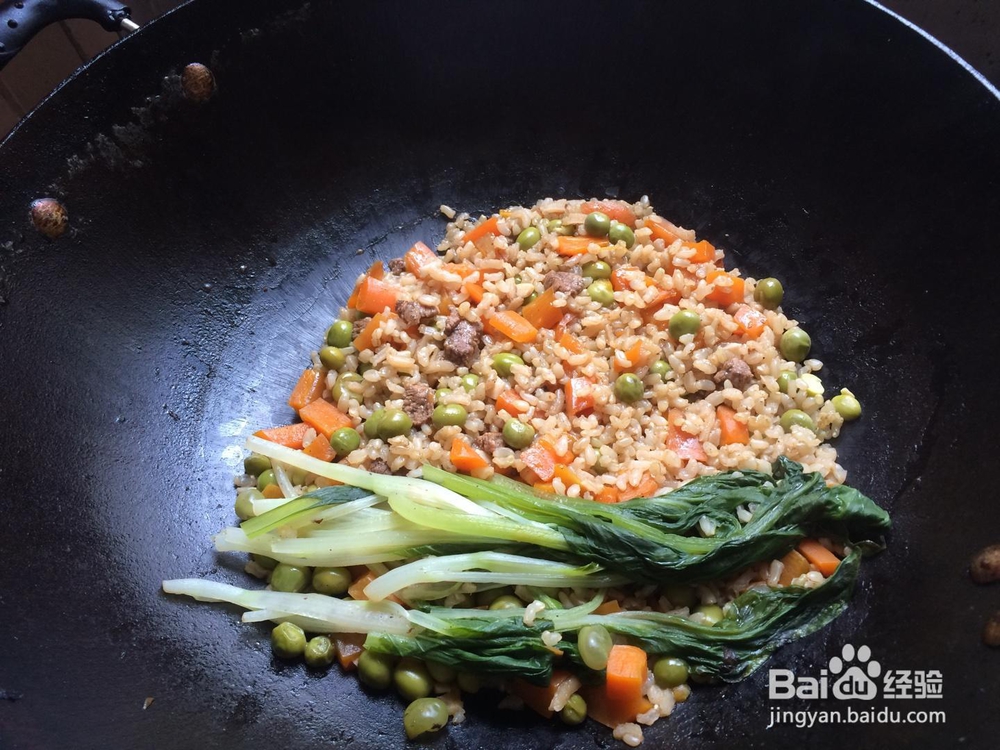 应该这样做糙米蔬菜焖饭