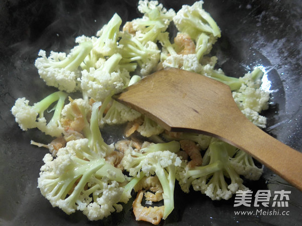 芹菜开洋花菜羹