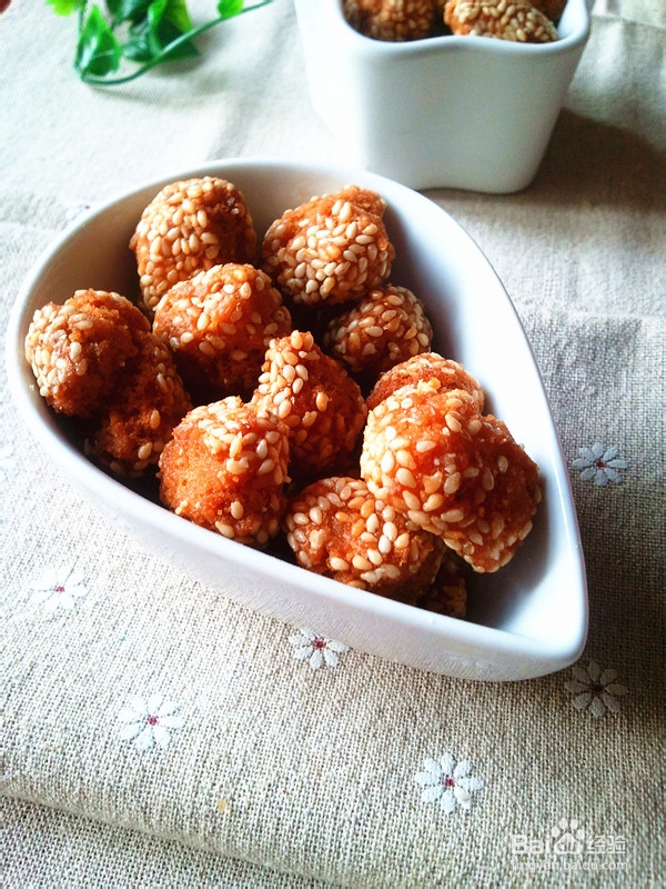 过年宴客小零食——香酥芝麻球