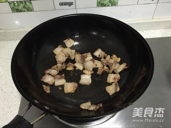 五花肉藕片小炒