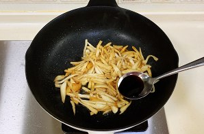 快手家常菜之手撕杏鲍菇