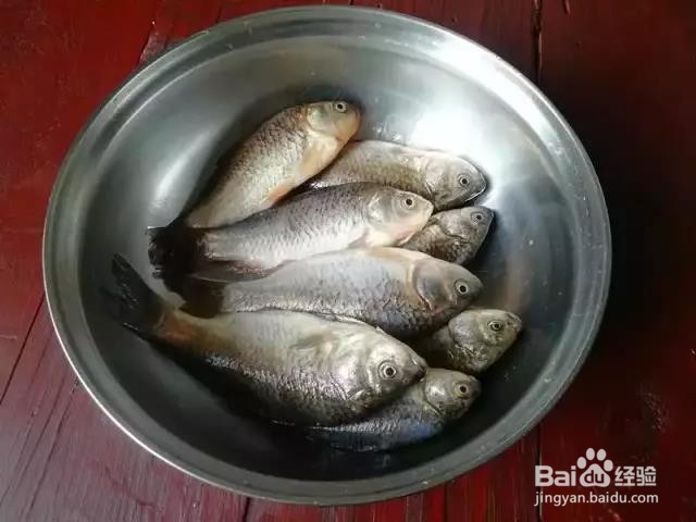 家常做法烧鲫鱼