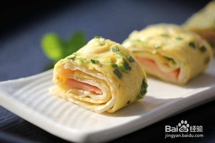 鸡蛋午餐肉卷饼