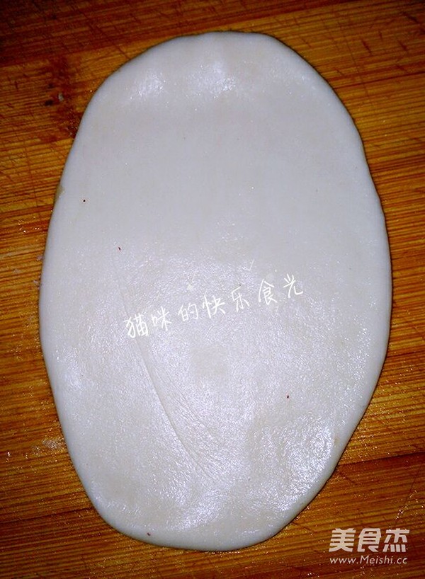 苏式鸡肉榨菜月饼