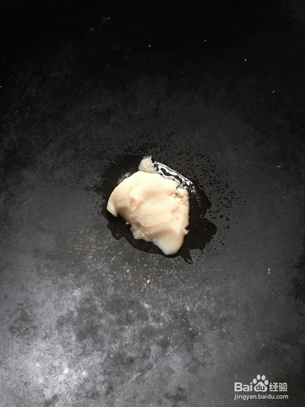 咸菜炒猪肠的做法