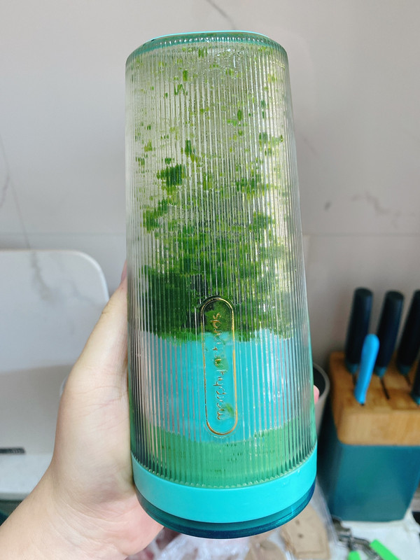 菠菜猪肝粒粒面
