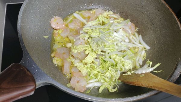 家常虾仁粉丝煲