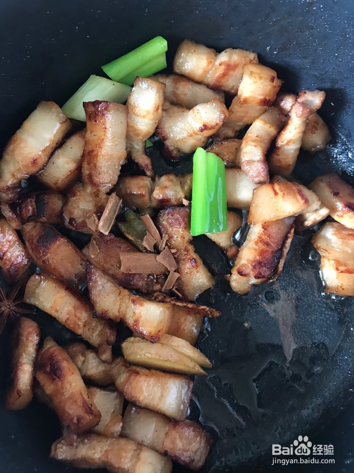 无水无油秘制卤肉饭