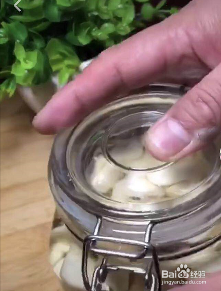 简单易做好吃的腊八蒜