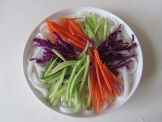 粉婆婆土豆粉——凉拌土豆粉