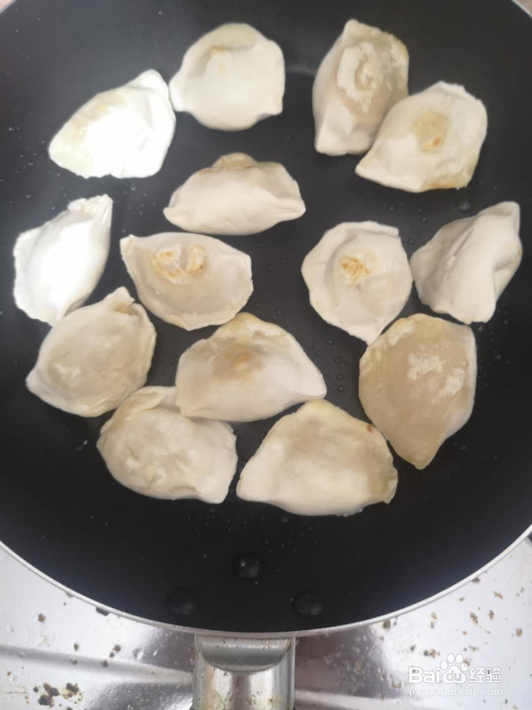 家常版抱蛋煎饺的做法