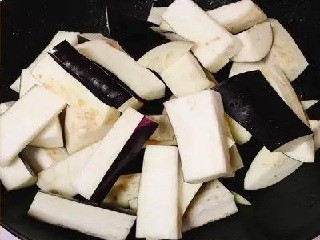 蒜香红烧茄子怎么做？