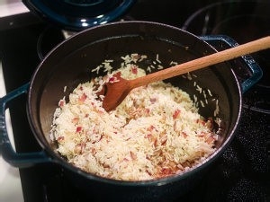 教你怎么做香草鸡腿焖饭