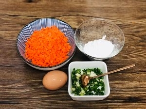 怎么做胡萝卜鸡蛋葱饼