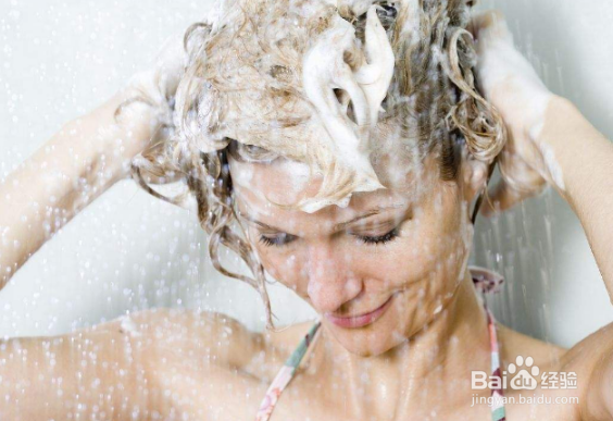 女性掉发怎么回事，女性掉发原因