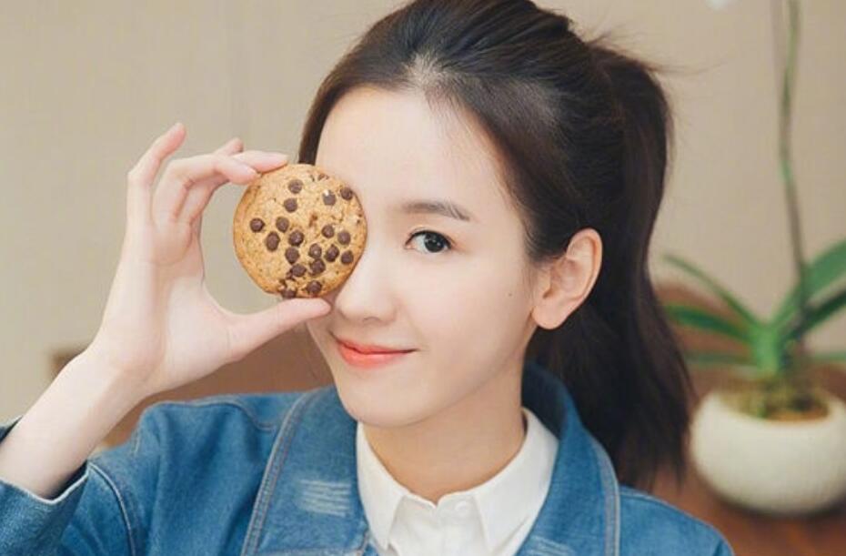 c姓明星大排名,,有哪位明星或者歌手的名字开头是C的