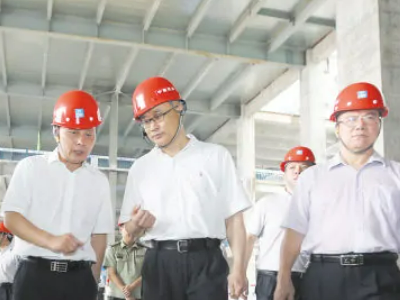 土木工程的学生毕业先去施工单位干几年再去甲方好,还是刚毕业直接去甲方好