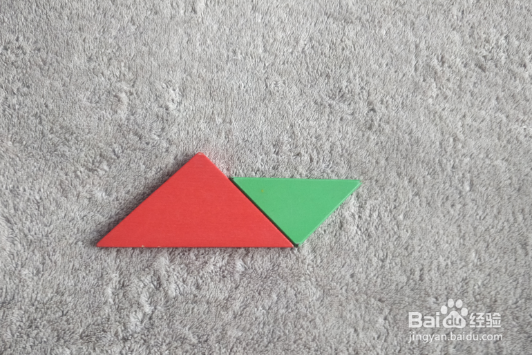 小岛用七巧板怎么拼?