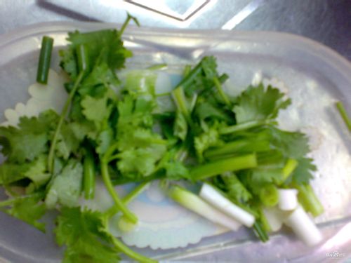 鱼虾劲炒韭菜花