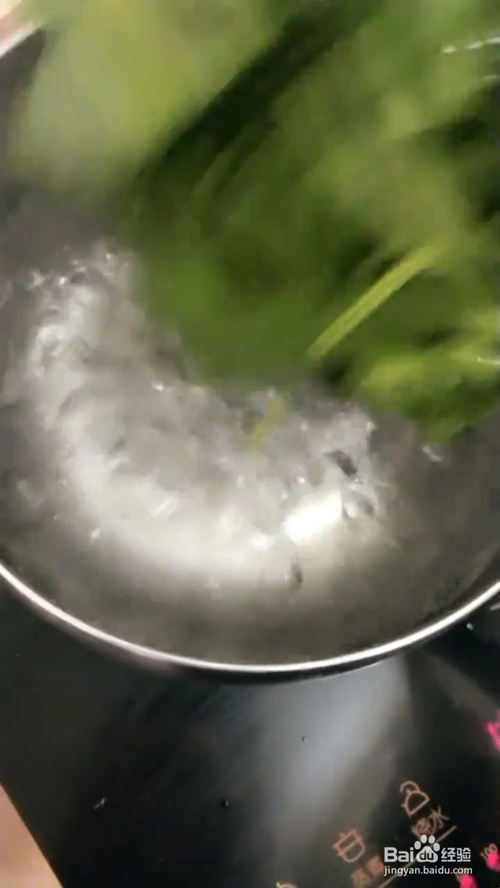 菠菜鸡蛋羹如何蒸非常好吃