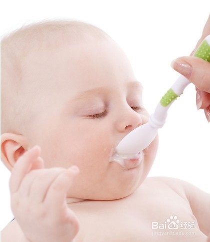 添加辅食早晚的危害