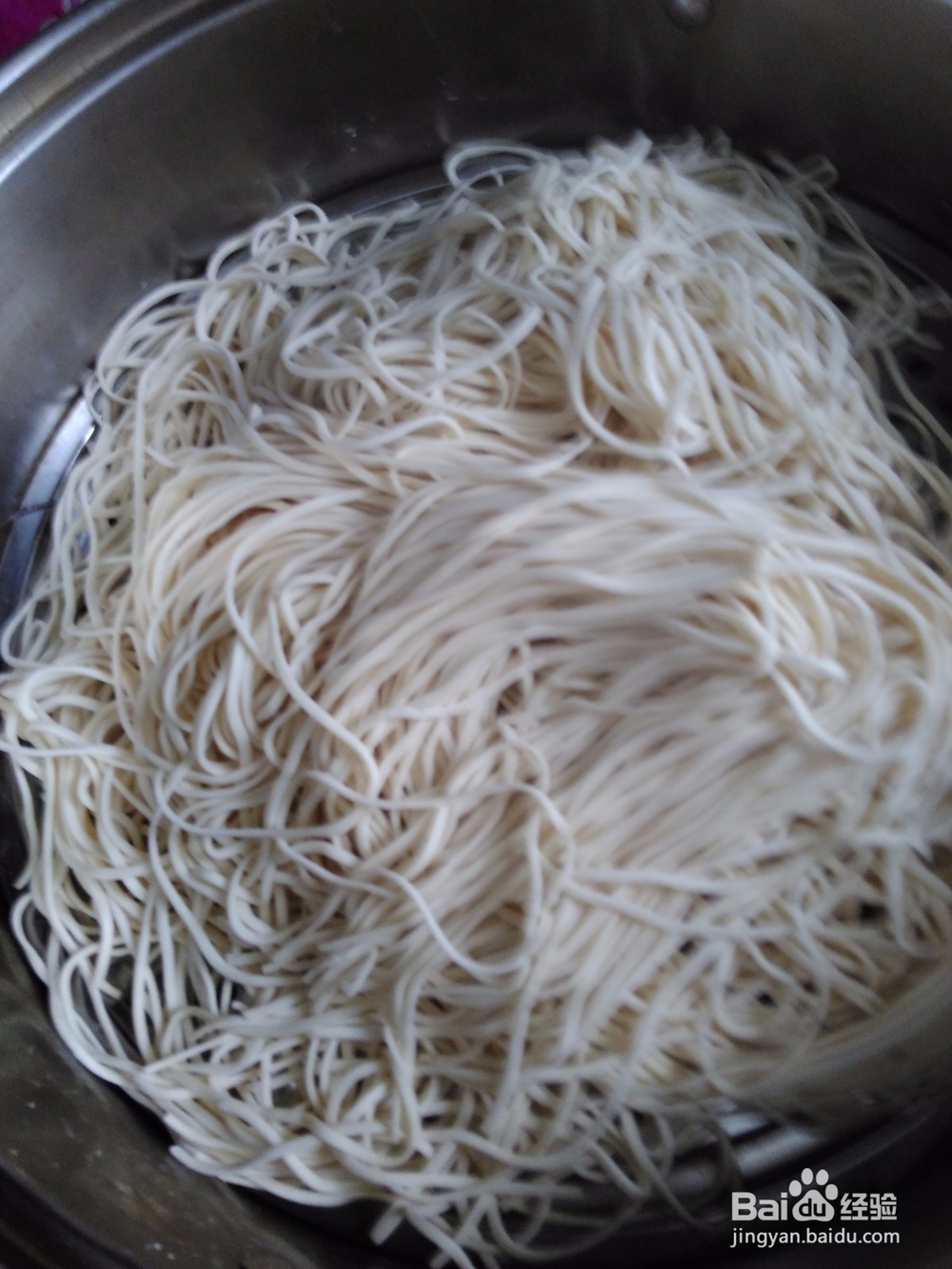 豆角焖面条的做法